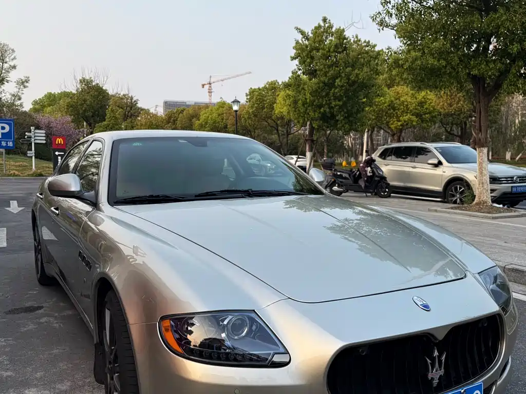 Quattroporte 4.7 L Global Honor