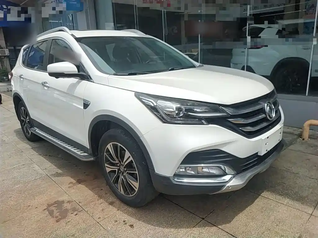 Dongfeng Fengshen AX7 Classic 1.6 T Auto Luxury
