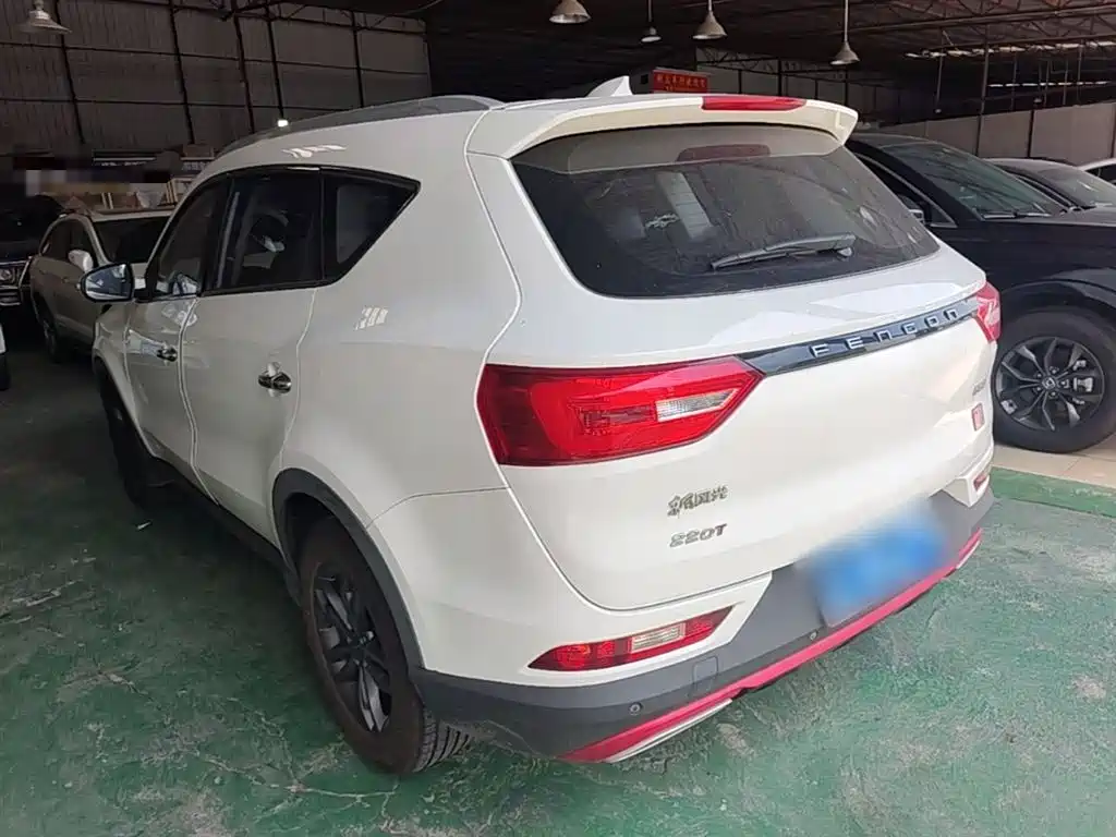Fengguang 580 Facelift ☆ Star 1.5 T Auto Luxury