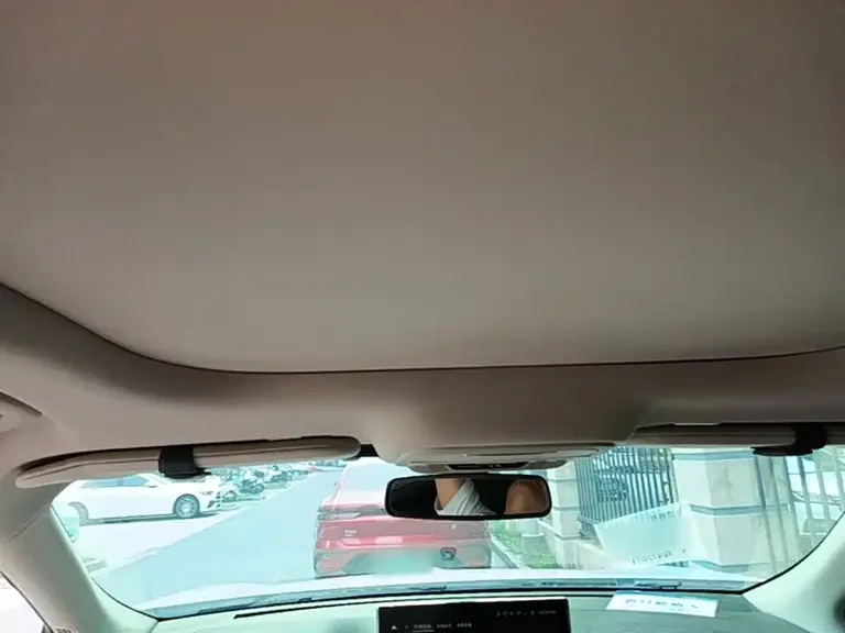 Lincoln Nautilus 2.7 T 4 WD Honor Shine
