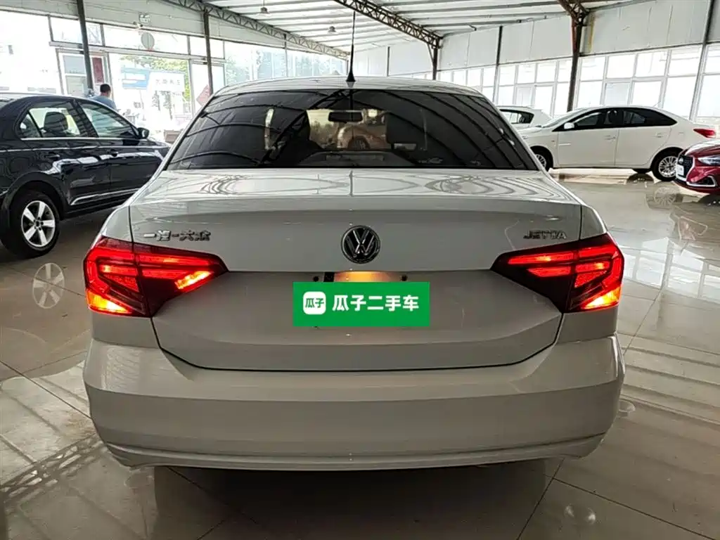 Jetta 1.4 L Manual Fashion