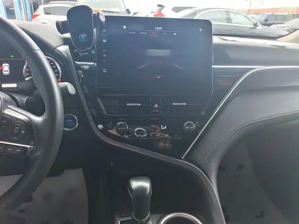 Camry Dual Engine 2.5 HG Luxury