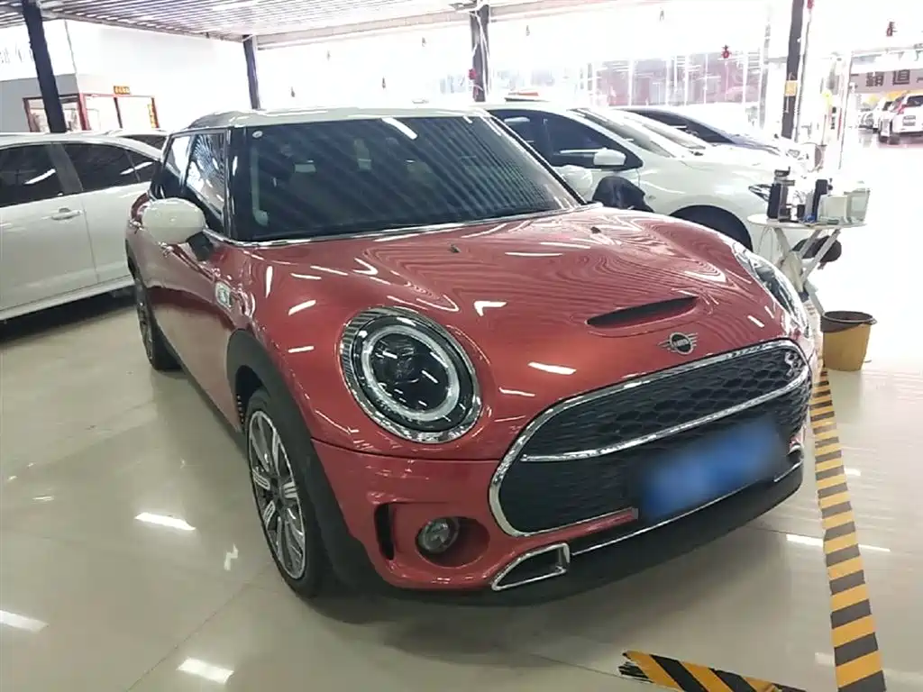 MINI CLUBMAN 2.0 T COOPER S Connoisseur