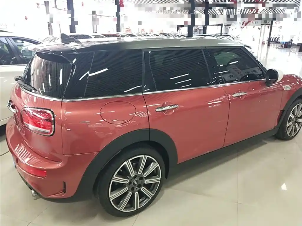 MINI CLUBMAN 2.0 T COOPER S Connoisseur