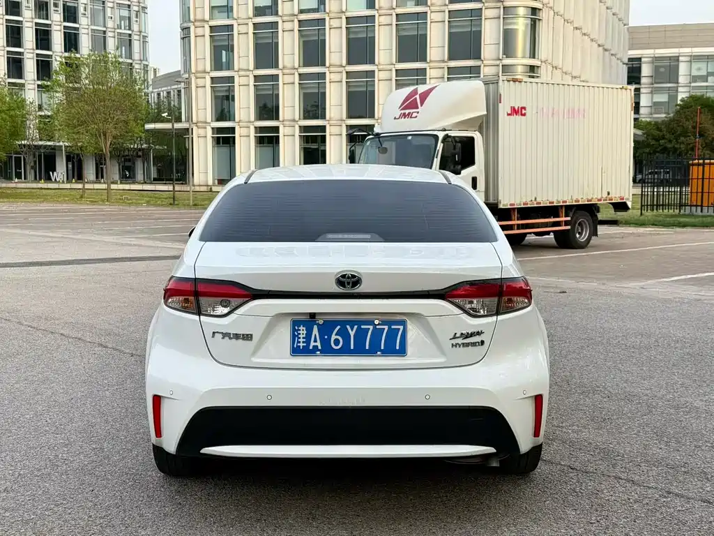 Levin Dual Engine 1.8 H E-CVT Progressive