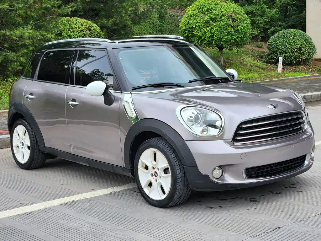 MINI COUNTRYMAN 1.6 L COOPER Fun