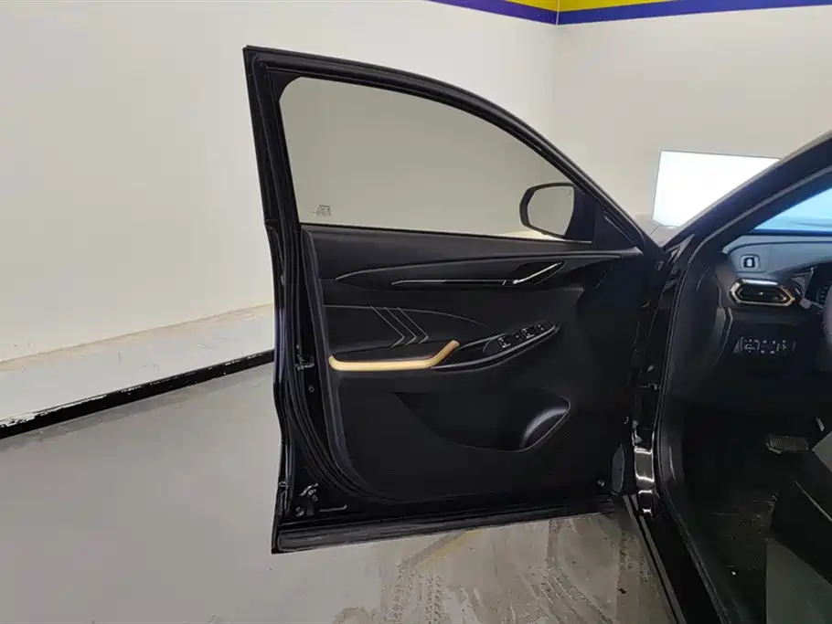 Changan Oshan X5 1.5 T DCT Swordsman