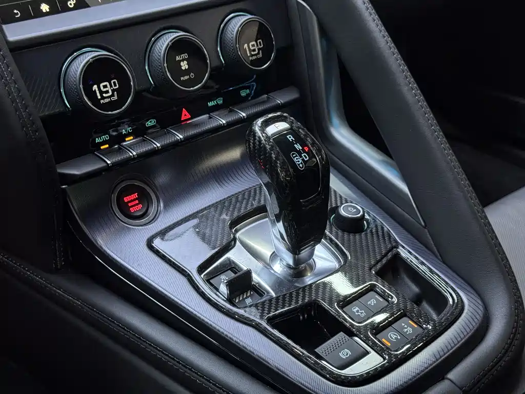 Jaguar F-TYPE 捷豹F-TYPE 2021款 P380 全驱V6赛道传奇版