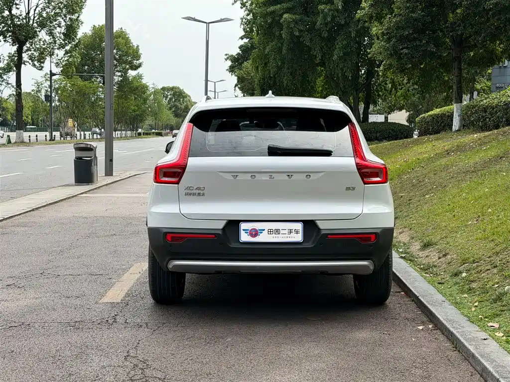 Volvo XC40 沃尔沃XC40 2023款 B3 智远运动版