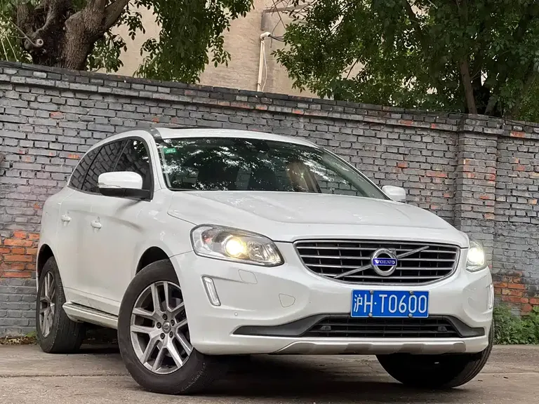 Volvo XC60 T5 Smart Progress