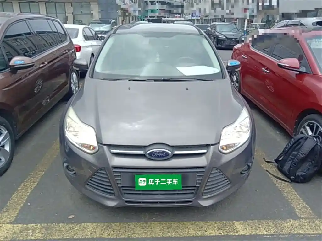 Focus Sedan 1.6 L Auto Comfort