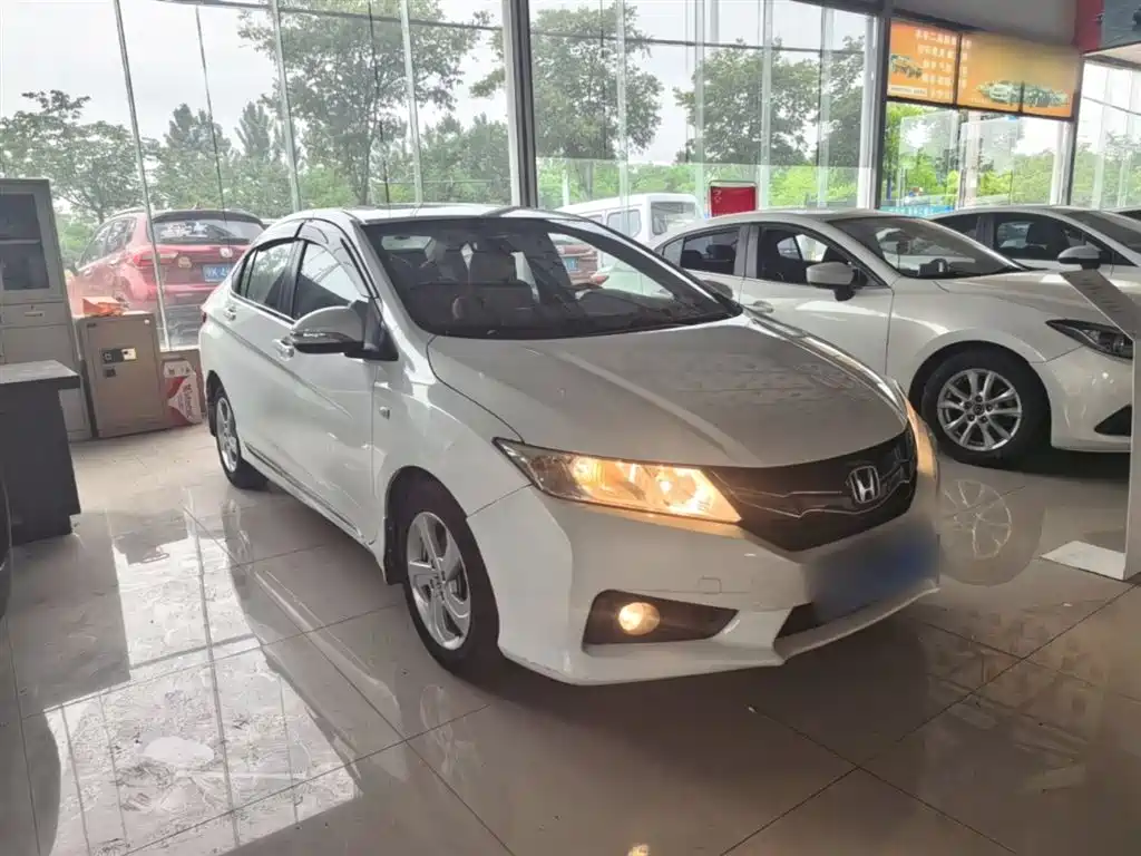 City 1.5 L CVT Luxury