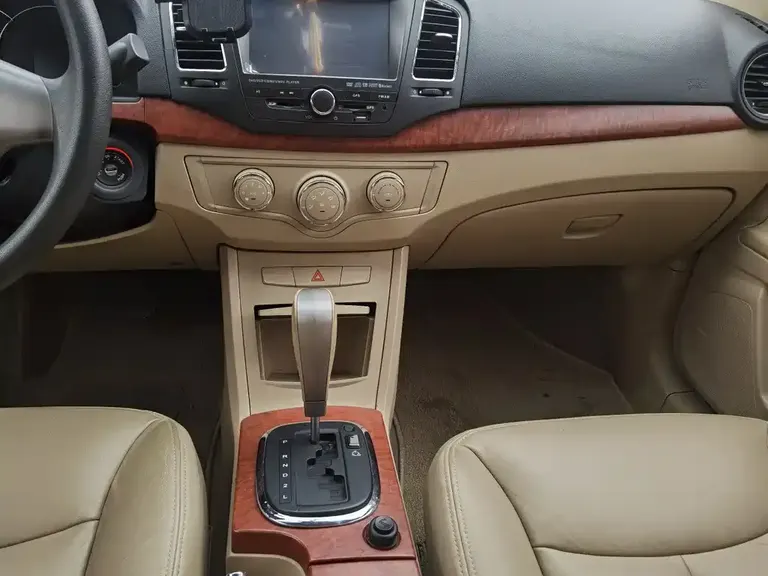 Roewe 350 350 S 1.5 L Auto Express