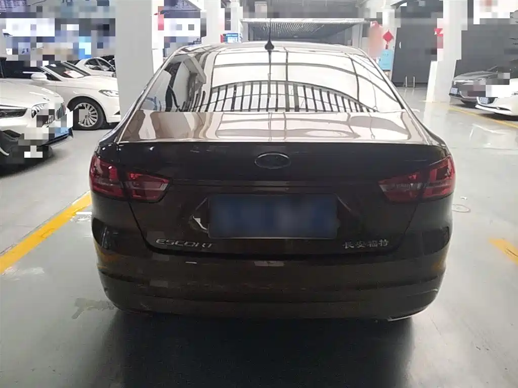 Escort Facelift 1.5 L Auto Comfort