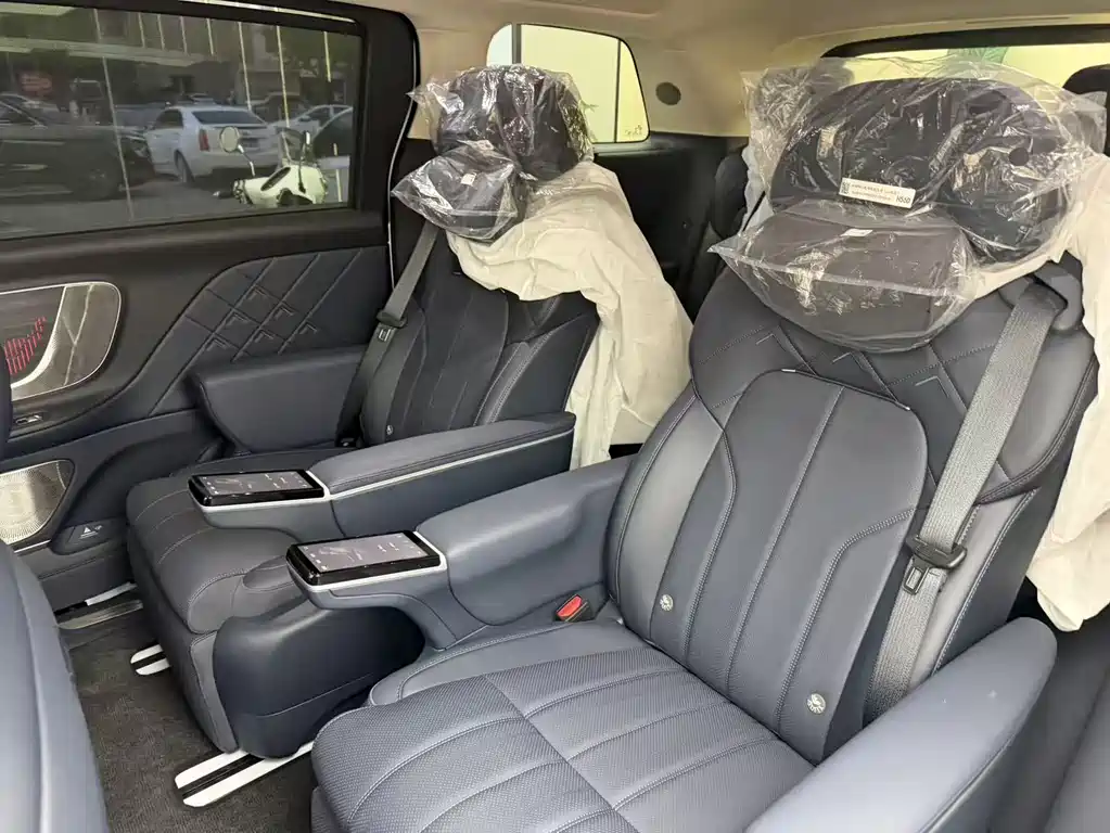 Voyah Dreamer PHEV Qiankun Ultra
