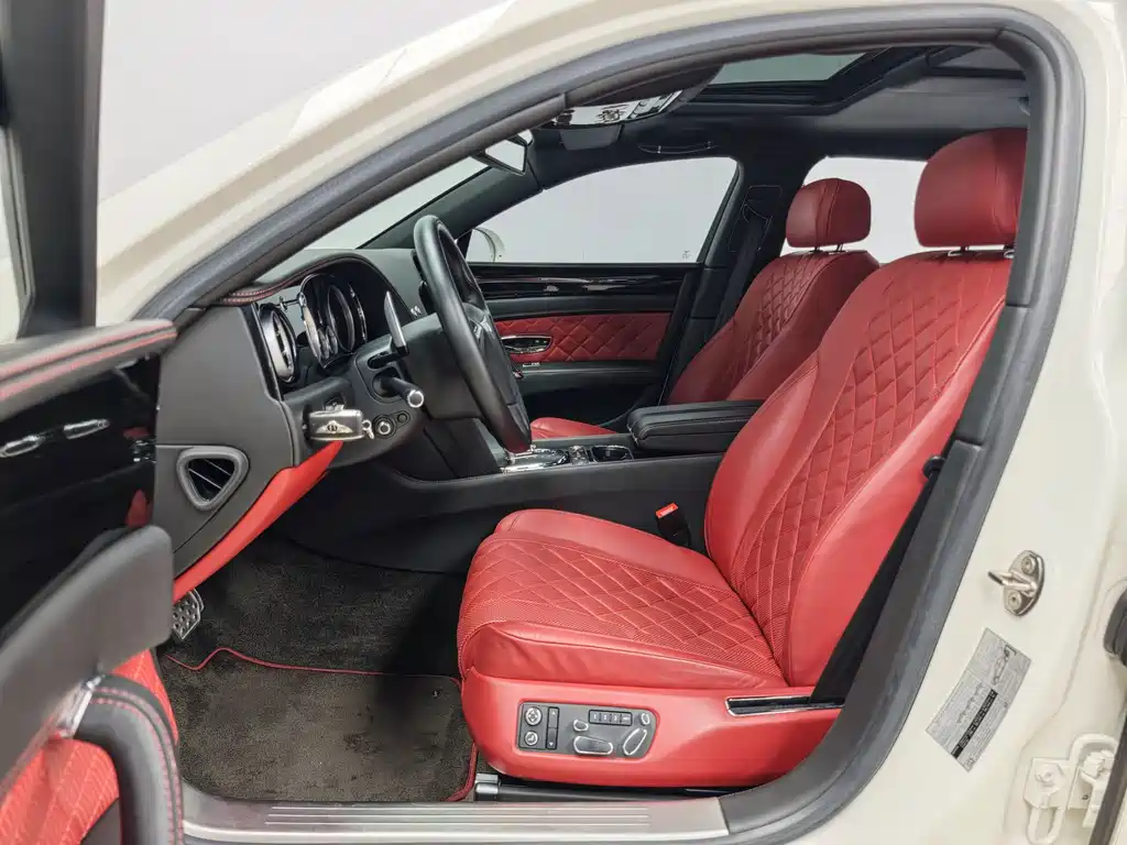 Flying Spur 4.0 T V8 S Standard