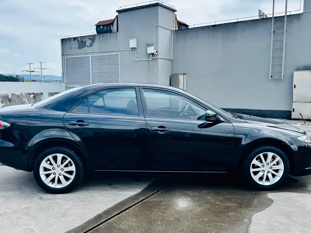 Mazda 6 2.0 L Auto Fashion