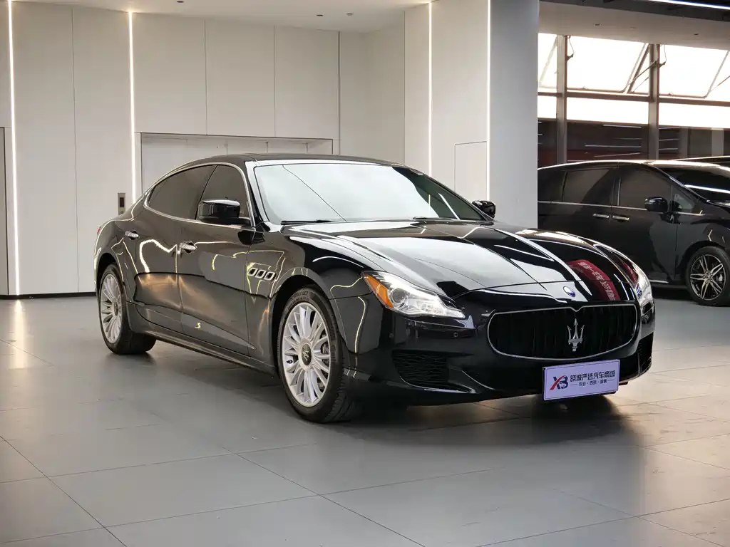 Quattroporte 3.0 T Standard