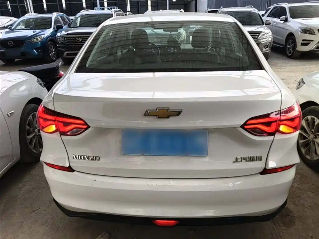 Monza 1.5 L DCT Pleasure