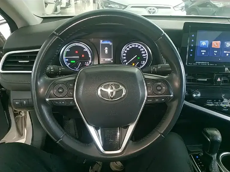 Toyota Camry Dual Engine 2.5 HGVP Leading