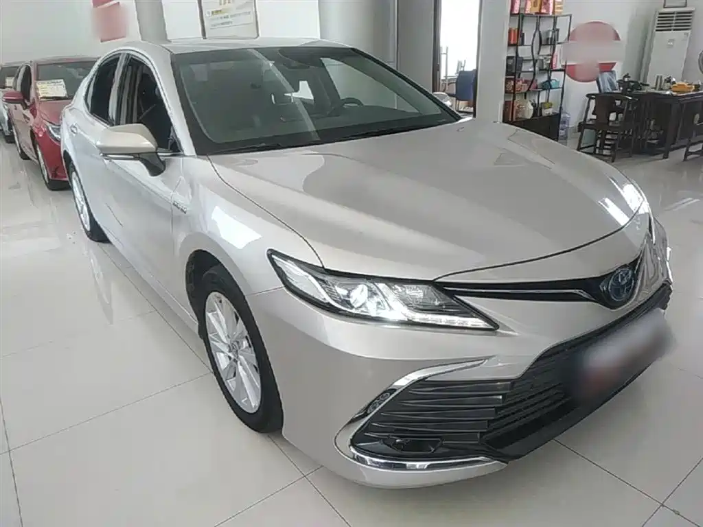 Camry Dual Engine 2.5 HGVP Leading