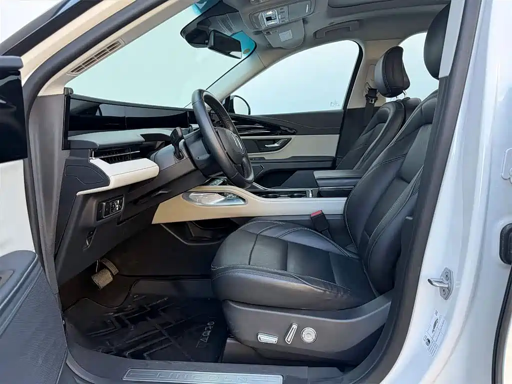 Nautilus 2.0 T 4 WD Comfort Supreme Hybrid
