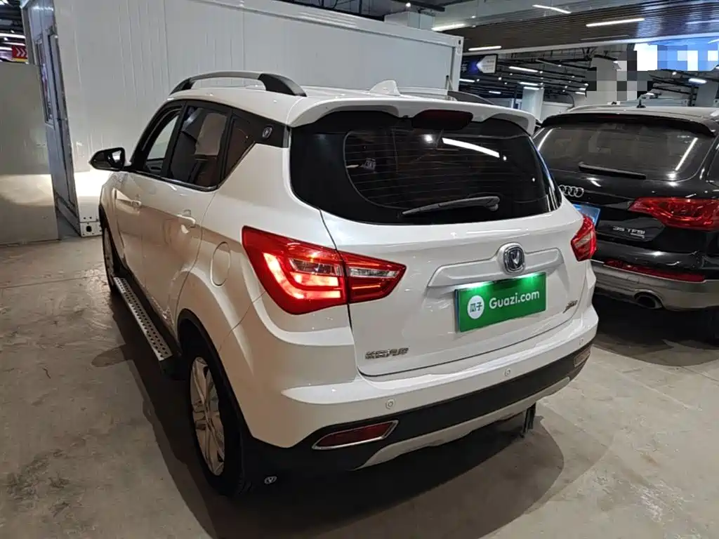 Changan CS35 1.6 L Auto Luxury