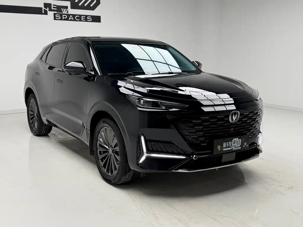 Changan UNI-K 2.0 T Outstanding