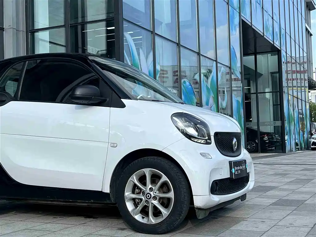 smart fortwo 1.0 L 52 kW Hardtop Agile CN-V