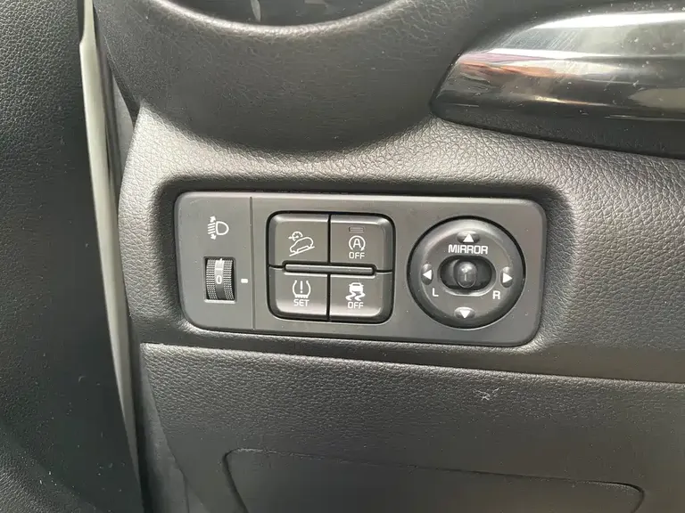 Kia Stonic 1.4 L Auto Fun Enjoyment CN-VI