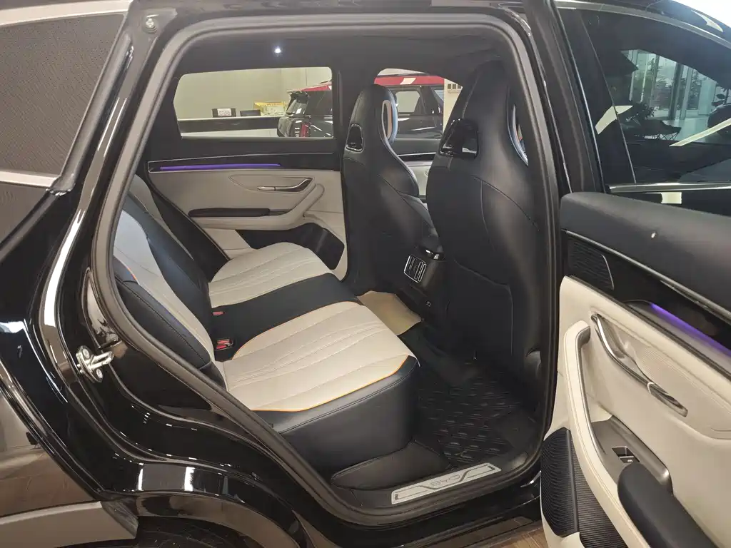 Song PLUS NEV Glory DM-i 150 km Flagship PLUS