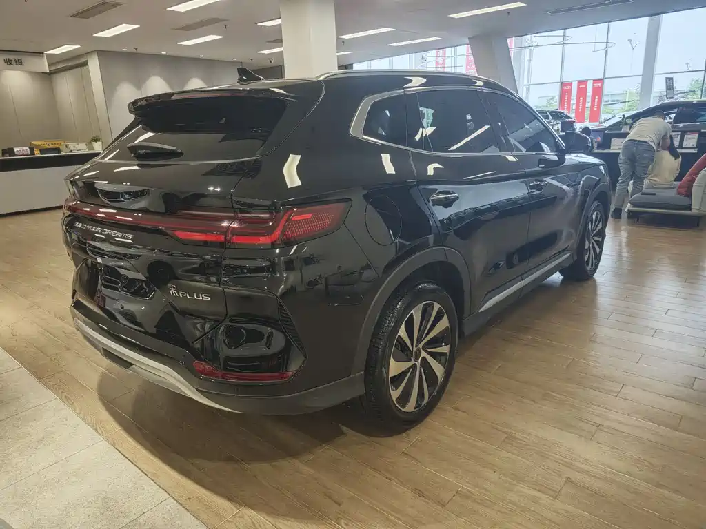 Song PLUS NEV Glory DM-i 150 km Flagship PLUS