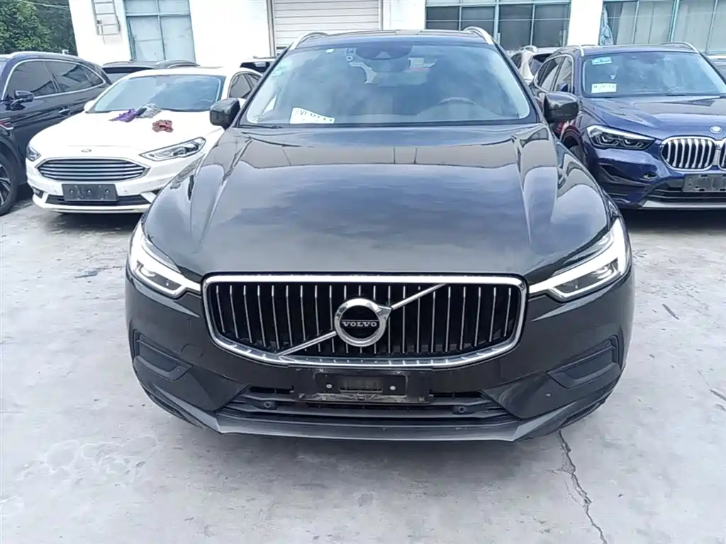 Volvo XC60 T5 4 WD Smart Vision CN-V
