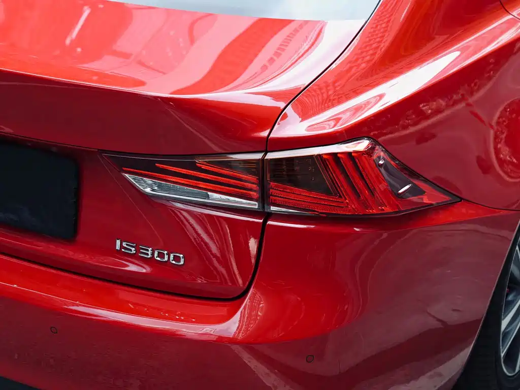 Lexus IS 300 F SPORT