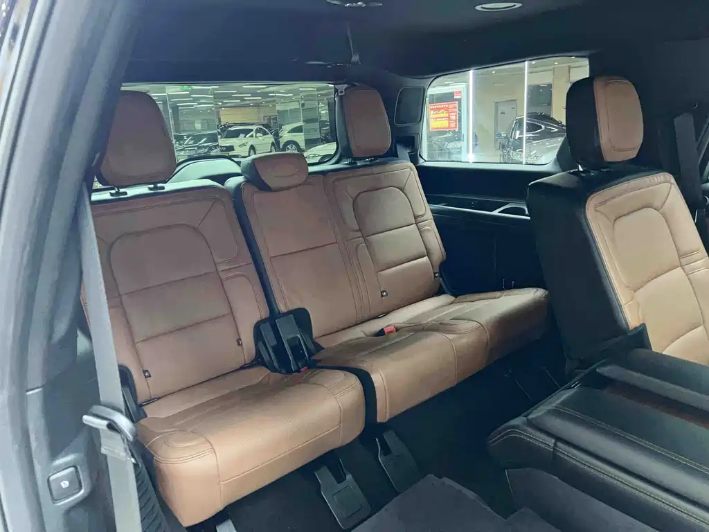 Navigator 3.5 T Honor Shine