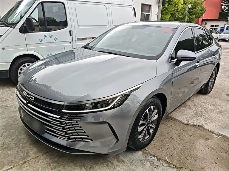 BYD Destroyer 05 Champion DM-i 55 KM Luxury