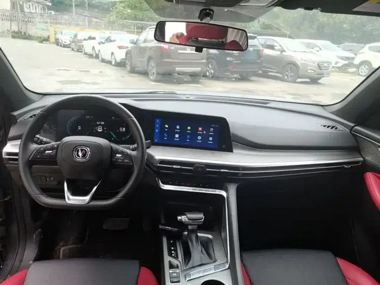 Changan CS35 PLUS Blue Whale NE 1.4 T DCT Luxury