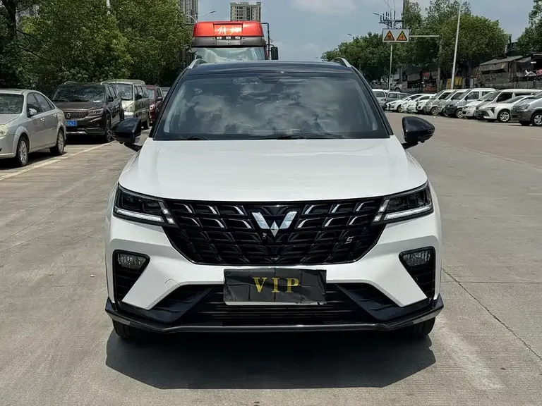 Wuling Xingchi 1.5 T CVT Trend Cool