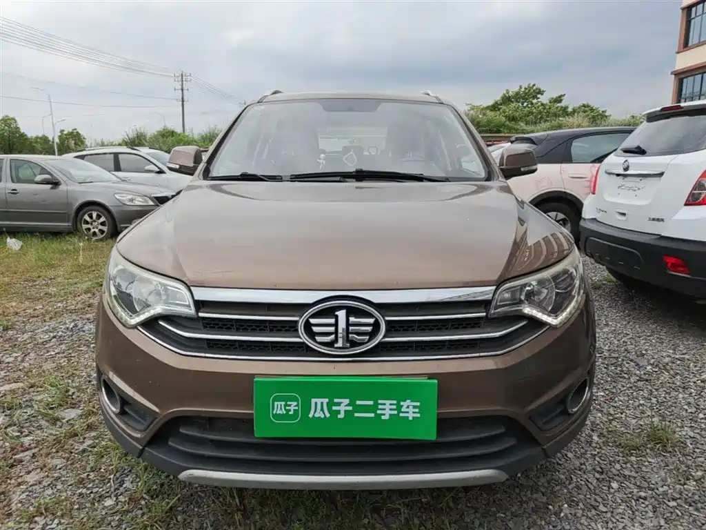 Senya R7 1.6 L Manual Luxury