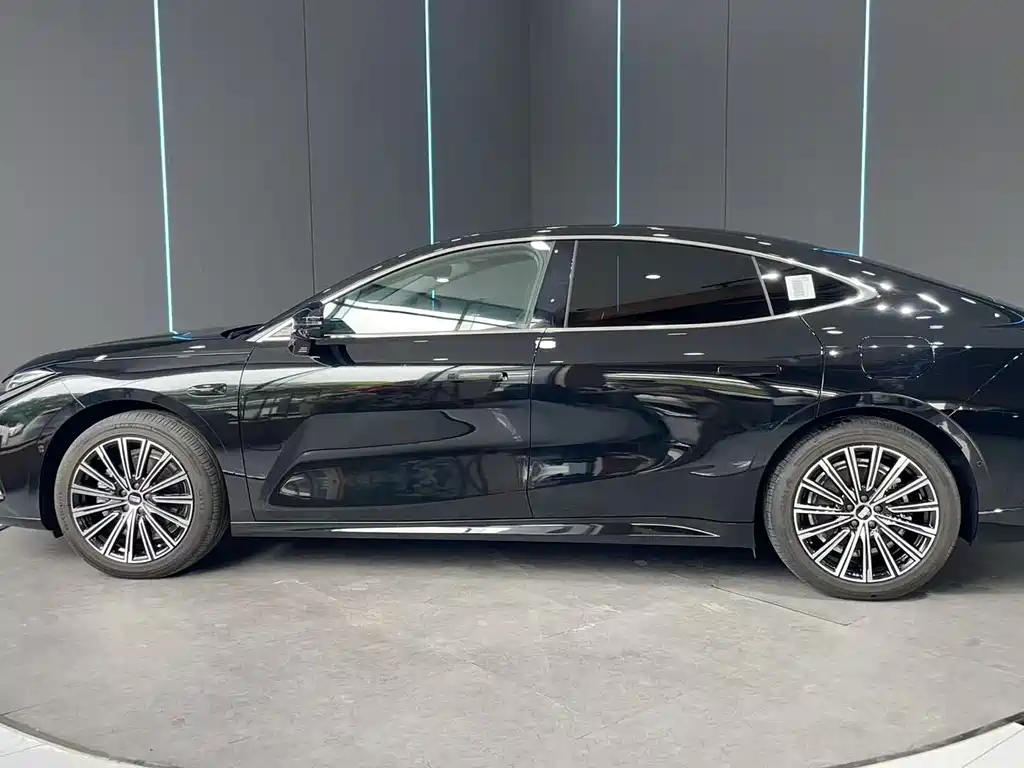 Galaxy Xingyao 8 130 km EM-i Flagship