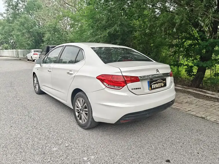 Citroën Citroen C4 L 1.8 L Auto Power Enjoyment