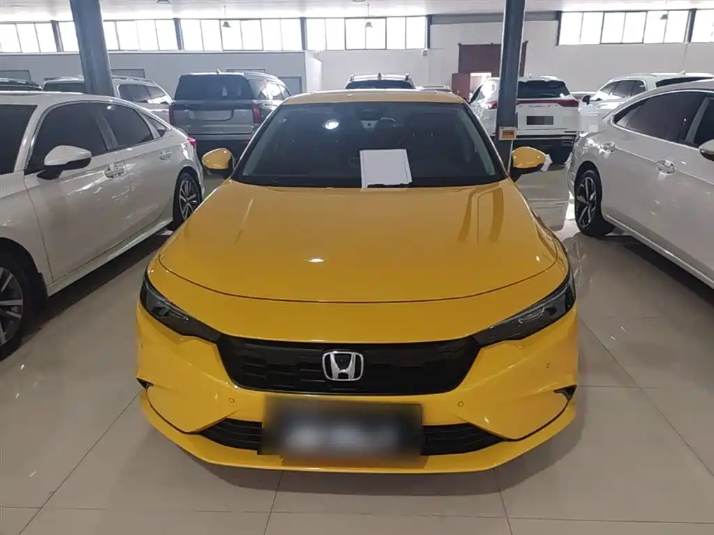 Integra 240 TURBO CVT Tech