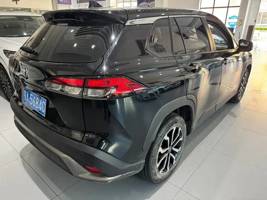 Frontlander 2.0 L CVT Luxury