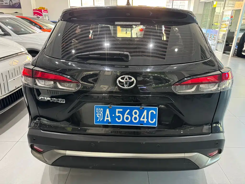 Frontlander 2.0 L CVT Luxury
