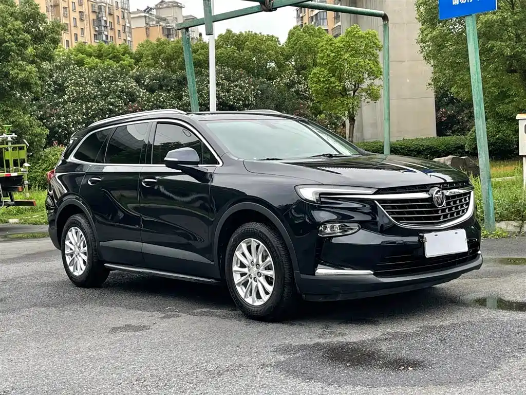 Enclave 28 T 2 WD Luxury
