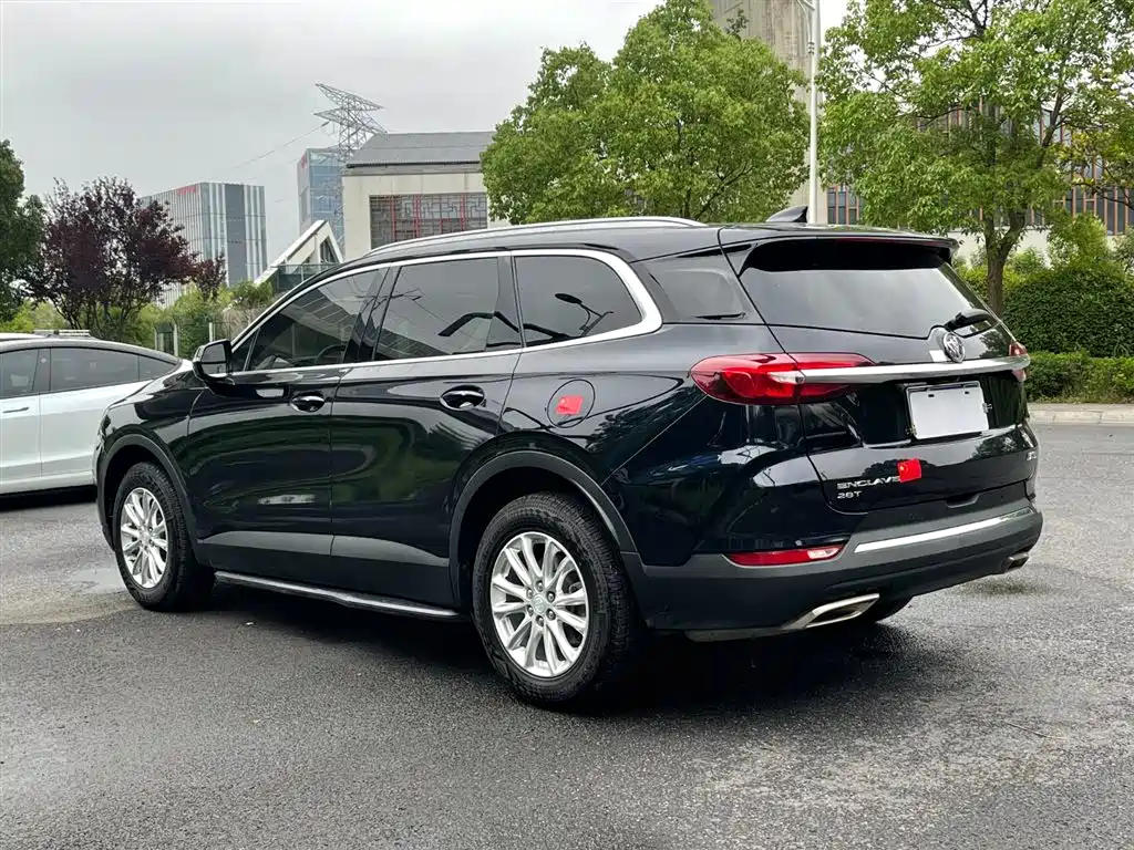 Enclave 28 T 2 WD Luxury
