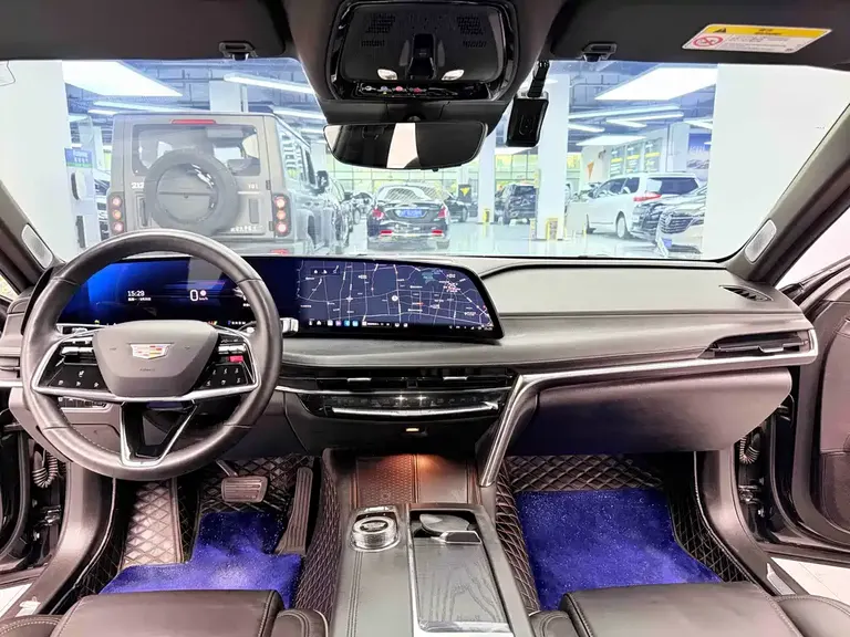 Cadillac CT6 28 T Distinguished
