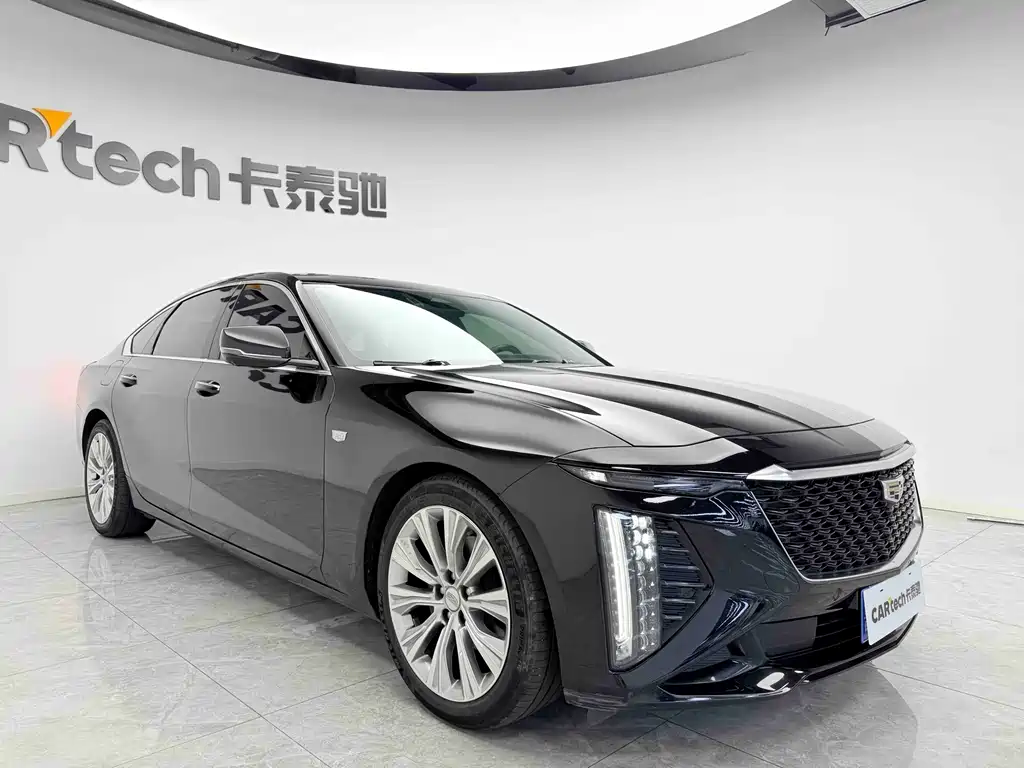 Cadillac CT6 28 T Distinguished