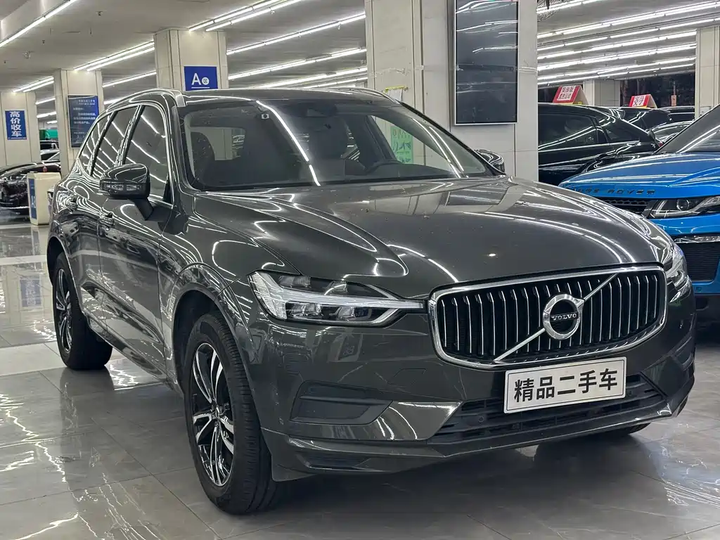 Volvo XC60 T5 4 WD Smart Vision CN-V