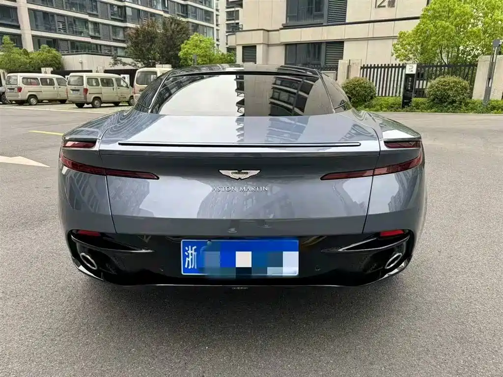 Aston Martin DB11 4.0 T V8 Coupe